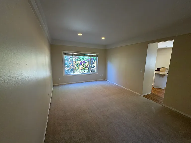 4604 160th Pl SW — Photo 11