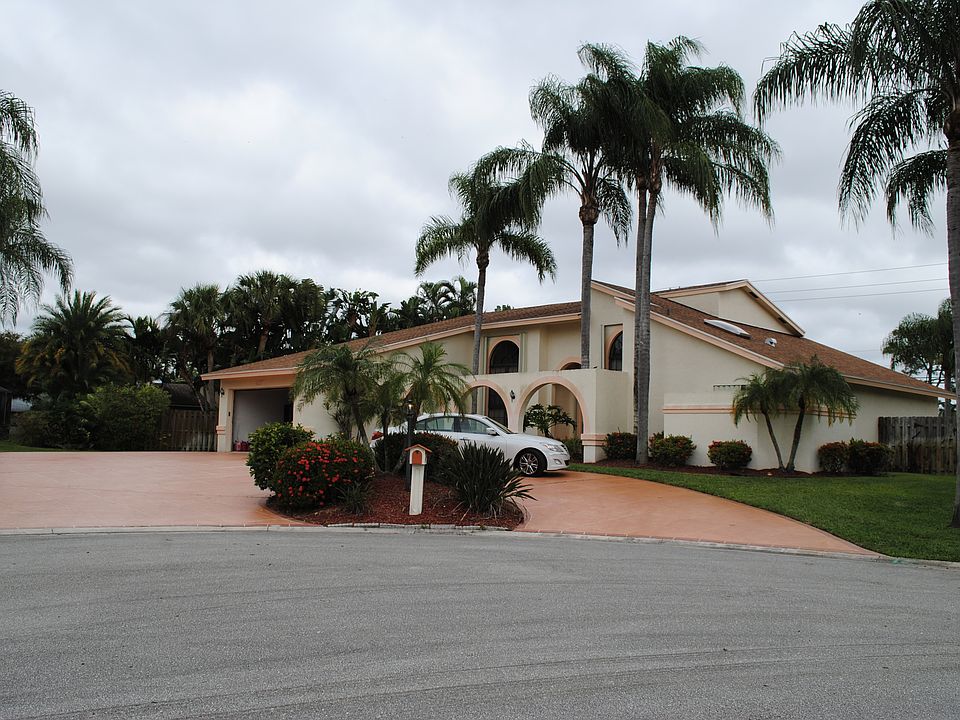 1st image of 4117 Alpinia Ct
