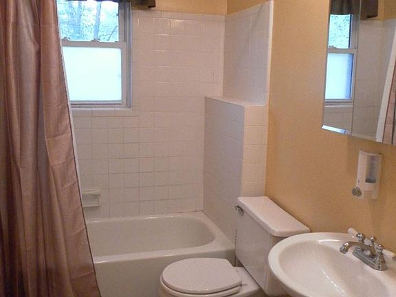 4th image of 614 Hillcliff Dr