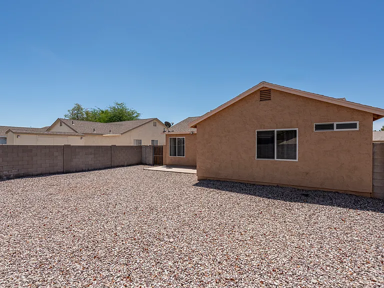 1762 E Sycamore Rd — Photo 21
