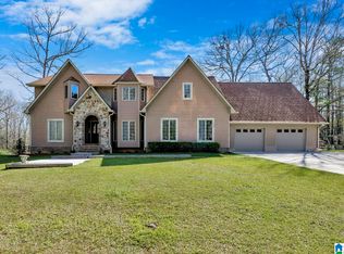 306 Lakewood Ln, Columbiana, AL 35051