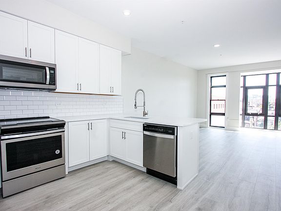 2nd image of 141 Newark Ave #4