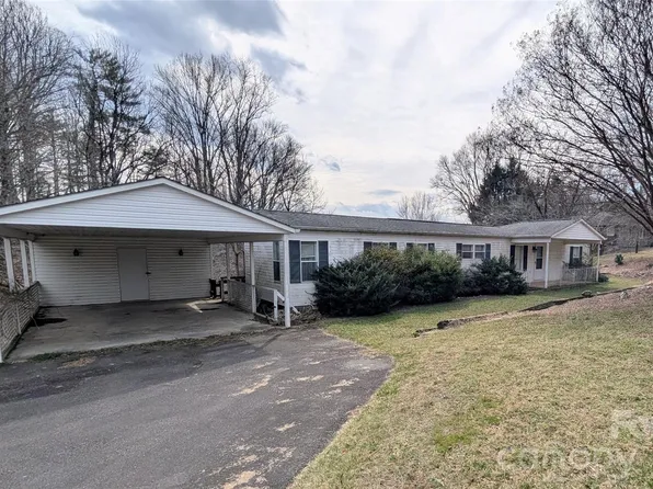 172 School House Rd, Mills River, NC 28759