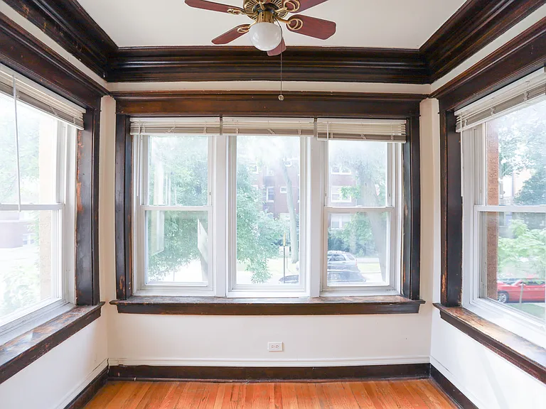 1300 W Albion Ave #1 — Photo 2