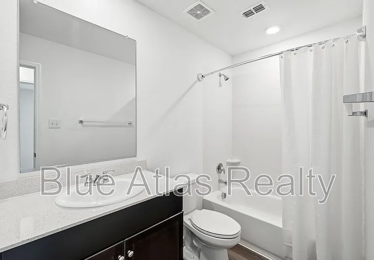 510 Olmstead Dr — Photo 12