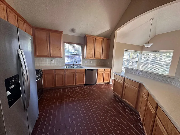 3734 Paigewood Dr — Photo 10