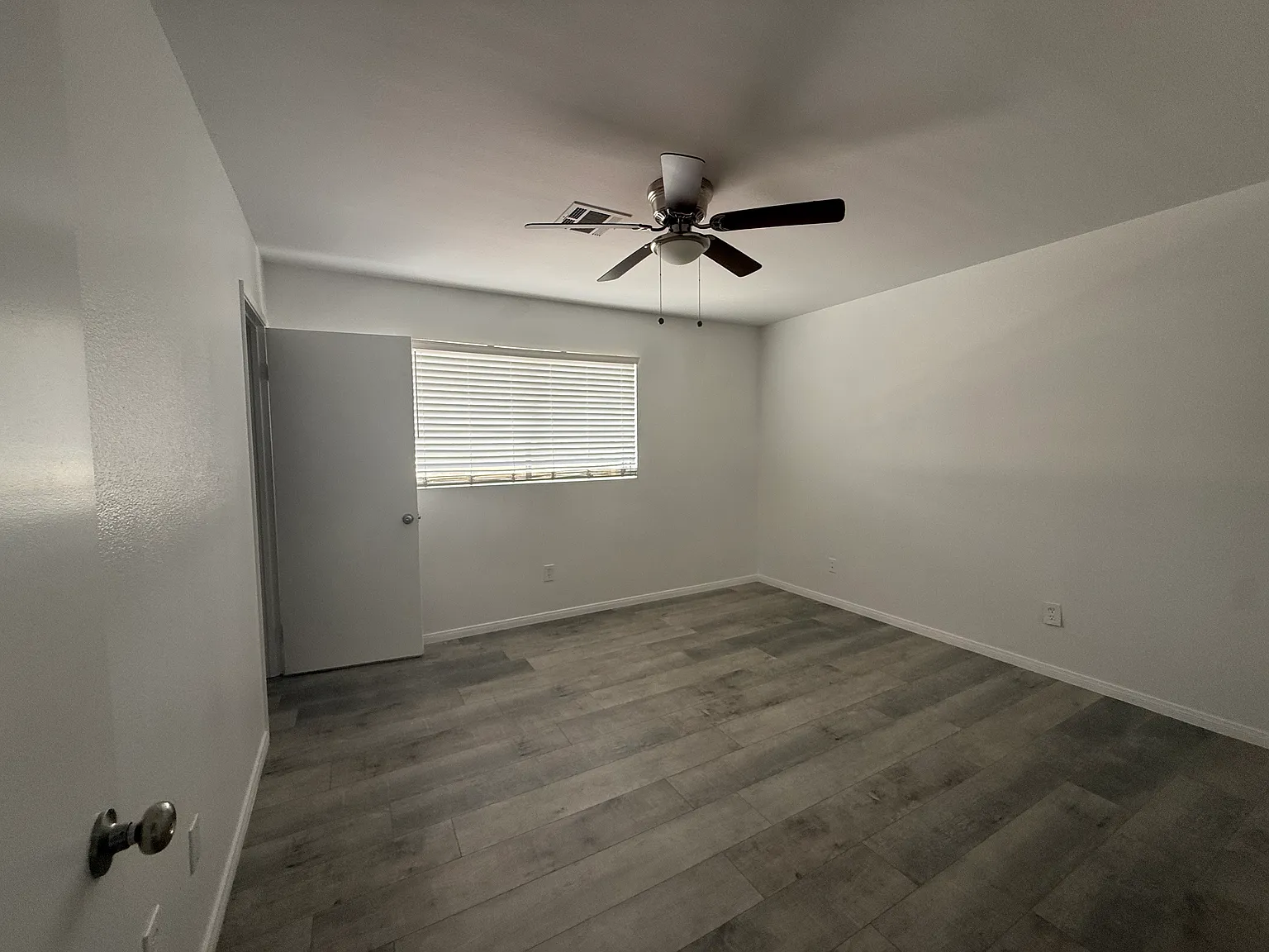 4128 W Avenue L — Photo 1