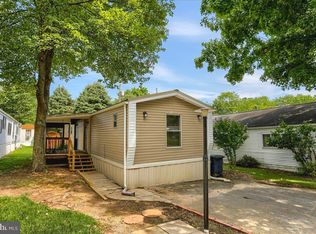 124 Weidler Ln, Lititz, PA 17543