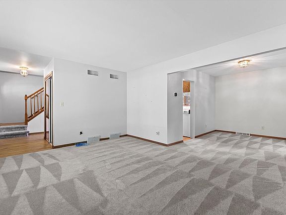 5th image of 6011 W Edgerton AVENUE