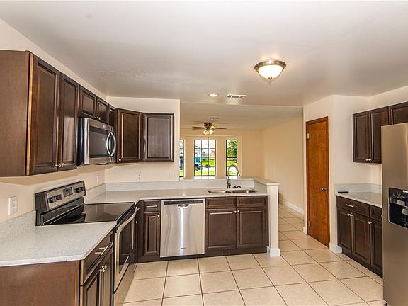 2nd image of 196 N Lake Ct