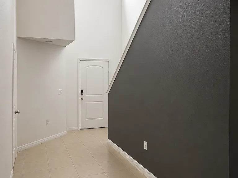 1115 Wynnmere Walk Ave — Photo 4