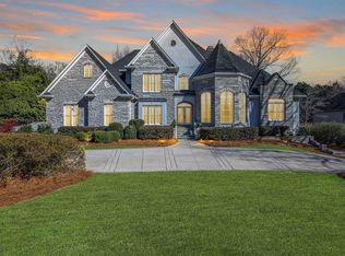 1097 Greymoor Rd, Shoal Creek, AL 35242