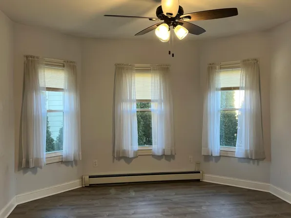 21 Pacific Street # Fl 1ST, New London, CT 06320