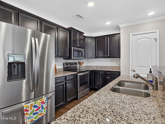 4th image of 3917 Stone Harbor Place
