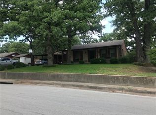 2100 Kings Ave, Fort Worth, TX 76117