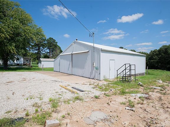 3rd image of 35190 Highway 28 W