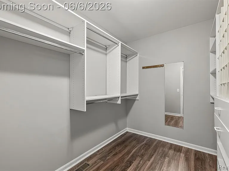 2962 Pheasant Ring Dr — Photo 41