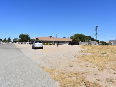 Hesperia Road Pine St Hesperia CA 92345 MLS 23003275 Zillow   403faf50b939382fafa80e00e0c34a36 P D 