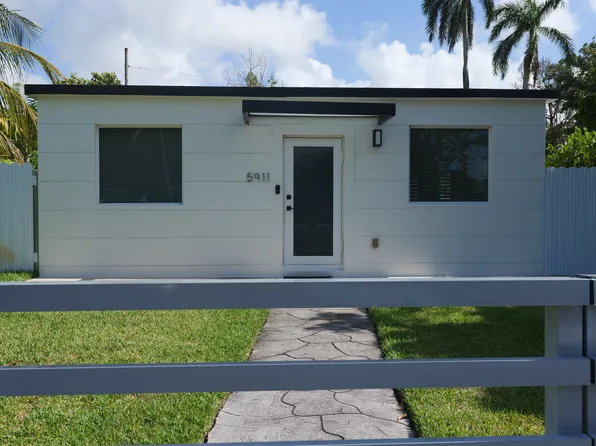 5911 SW 62nd Ter, South Miami, FL 33143
