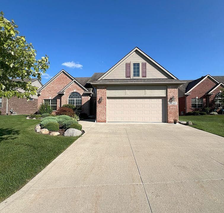 1st image of 36317 Saint Andrews Dr