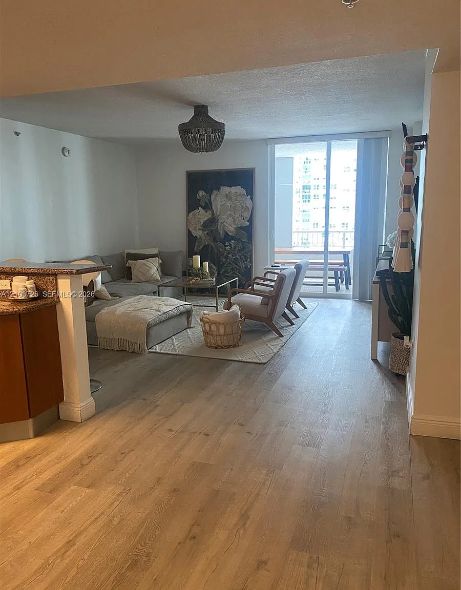The Sail Condo — Photo 2