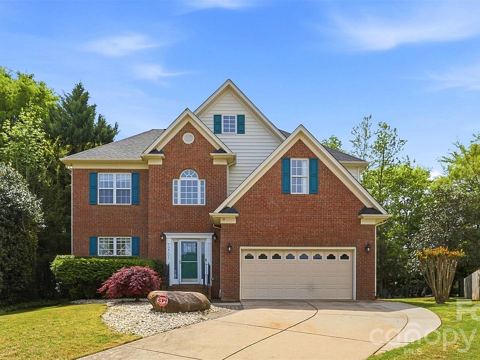 1st image of 12101 Carolina Oak Cir