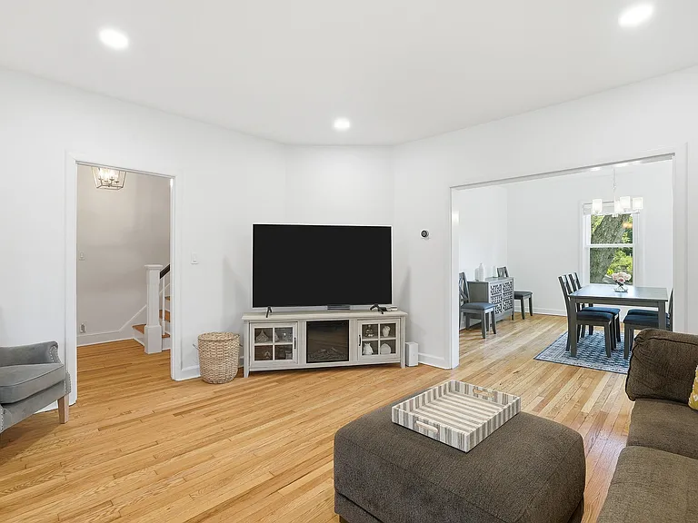 1415 Park Ave — Photo 6