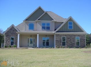 31 Water Oak Dr, Sharpsburg, GA 30277