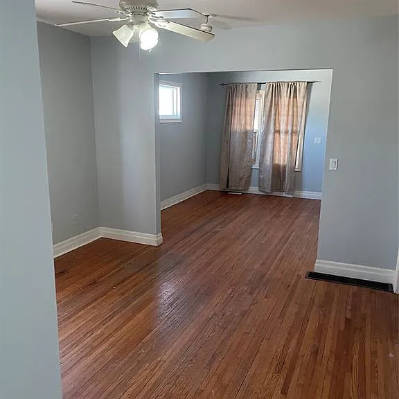 3643 Seminole St #UPPER — Photo 2