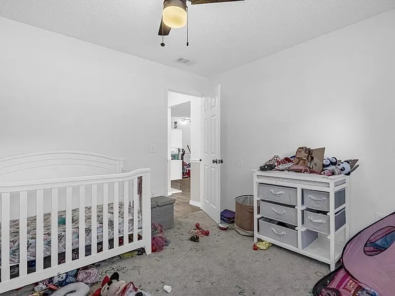 1267 Woodman Way — Photo 9