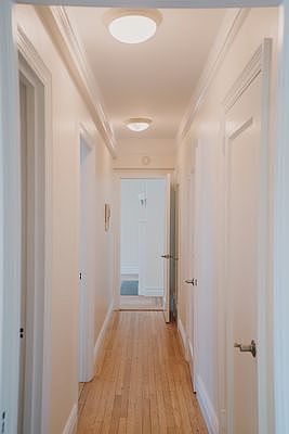 5th image of 210 E 68th St APT 15L