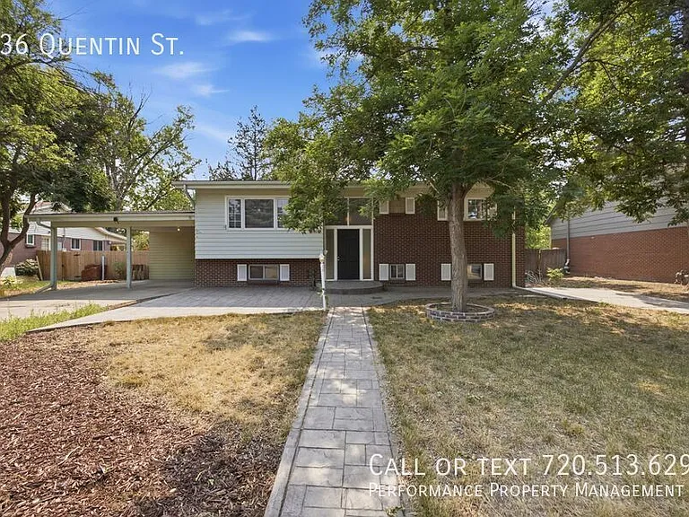536 Quentin St — Photo 26