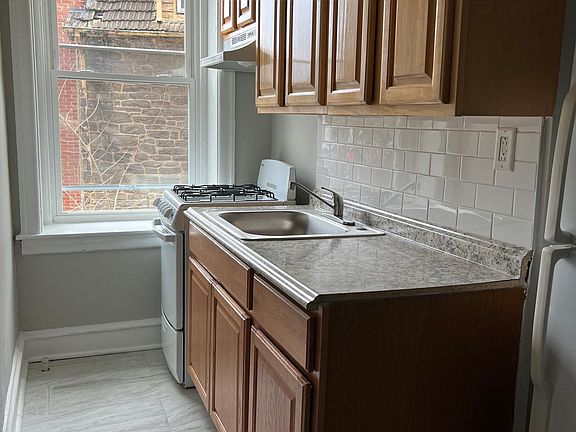 3rd image of 2215 N 51st St #7AA