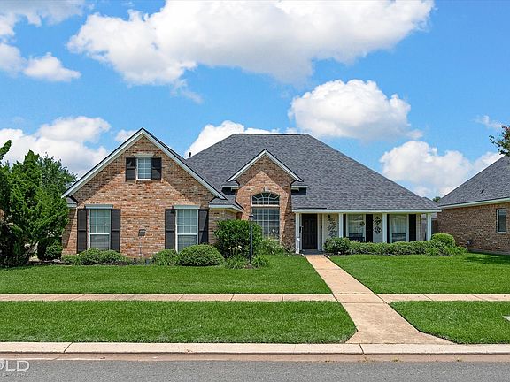 4th image of 3301 Colonial Dr