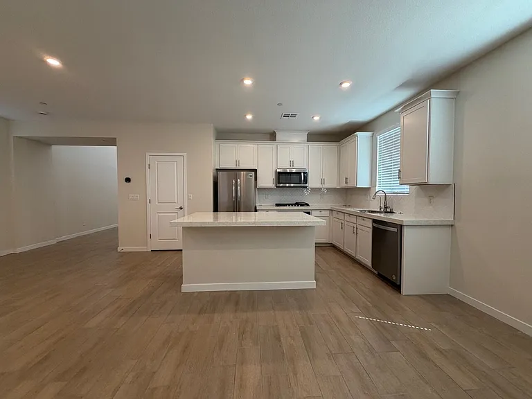 227 Jaldena Ln — Photo 11