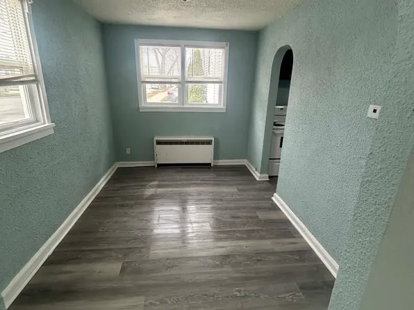 1933 Case Ave APT 1, Racine, WI 53403