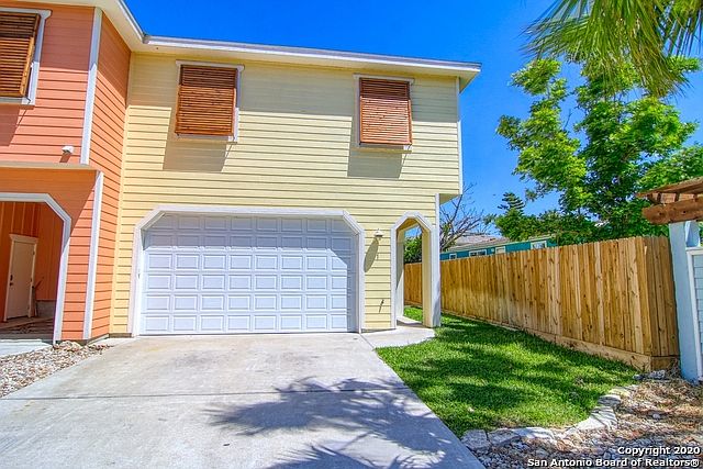1st image of 247 W Roberts Ave #1A