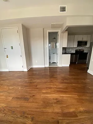 Rented by The Brokerage Group LLC | media 54