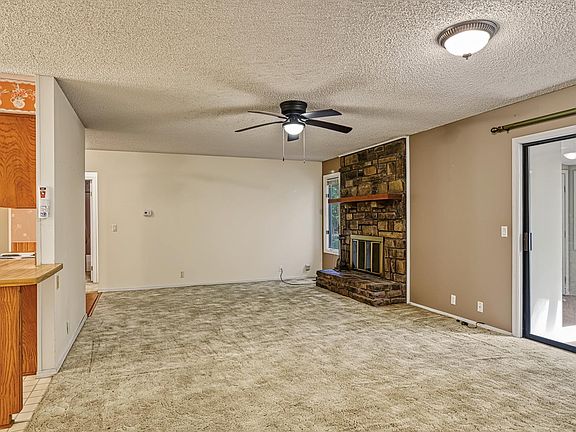 4th image of 6 Vilaseca Ln