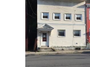 235 Peacock St, Pottsville, PA 17901