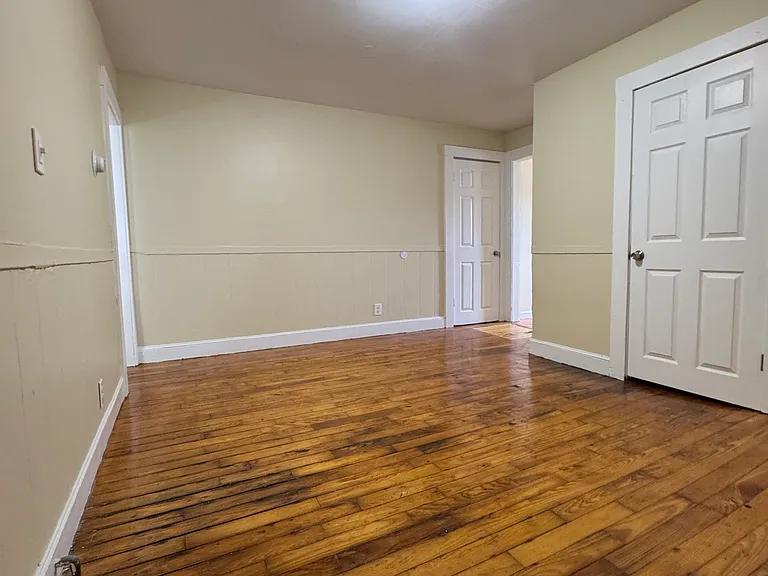 21 Prince Ave #C — Photo 10