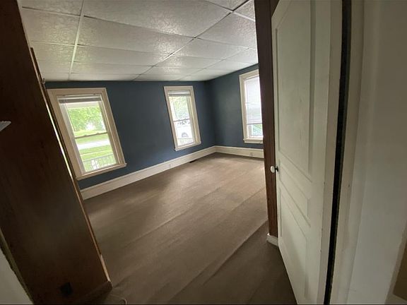 3rd image of 77 East Ave APT A