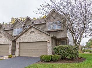 995 Ascot Dr, Elgin, IL 60123