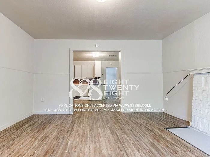 320 Castro St — Photo 18