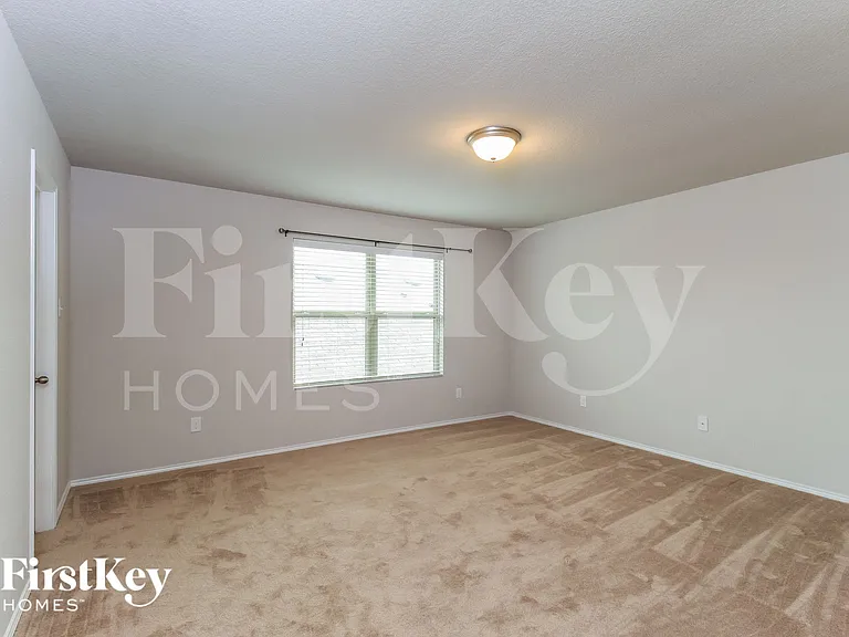 7525 Boat Wind Rd — Photo 10