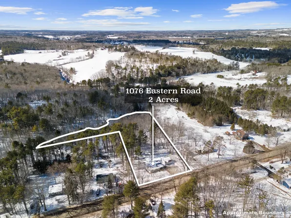 1076 Eastern Road, Warren, ME 04864