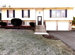 1421 Bolson Dr, Downers Grove, IL 60516