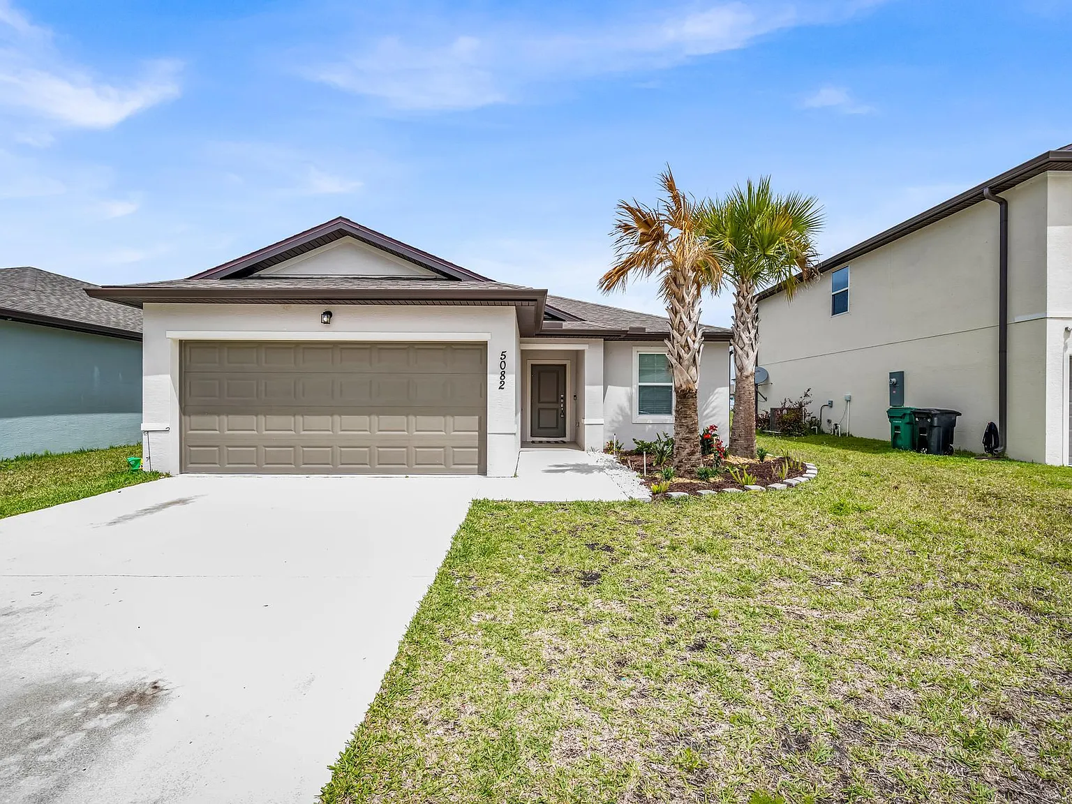 3 bed, 2.0 bath, 1464 sqft, $2,500 — Photo 1