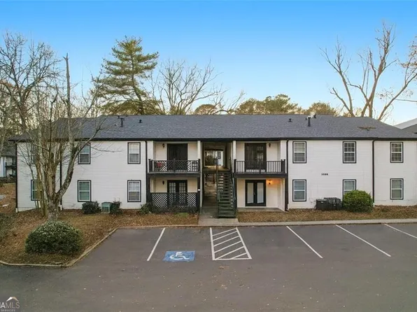 3599 Woodbriar Cir APT G, Tucker, GA 30084