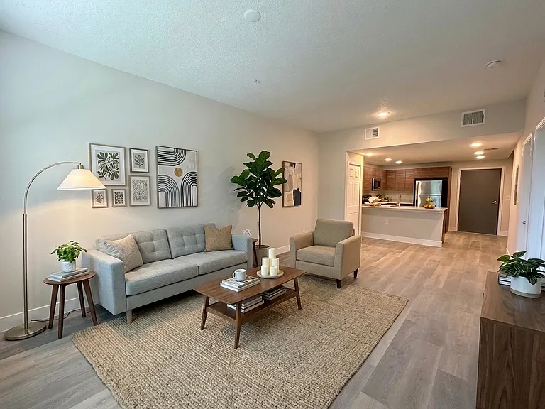 4424 S Texas Ave #1-113-1 — Photo 2